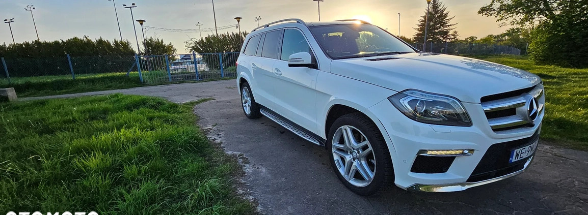 Mercedes-Benz GL cena 163333 przebieg: 201000, rok produkcji 2014 z Warszawa małe 781